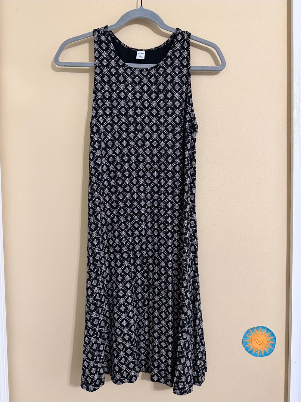 Old Navy Black and Cream Sleeveless Swing Dress Size S